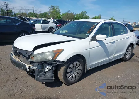 2010 Honda Accord 2.4 Lx из США, поврежденный, VIN 1HGCP2F30AA148961